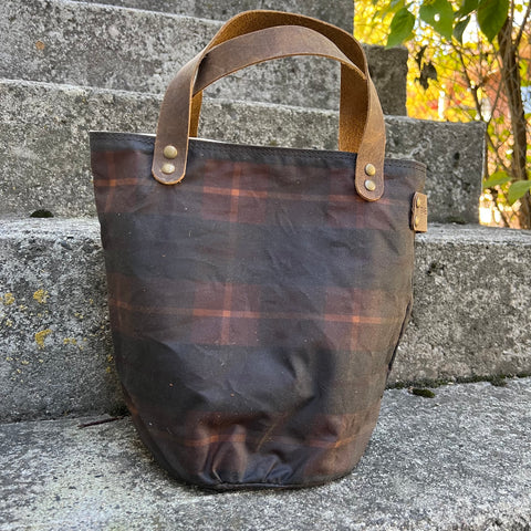 Waxed Canvas Bucket Bag with Pocket