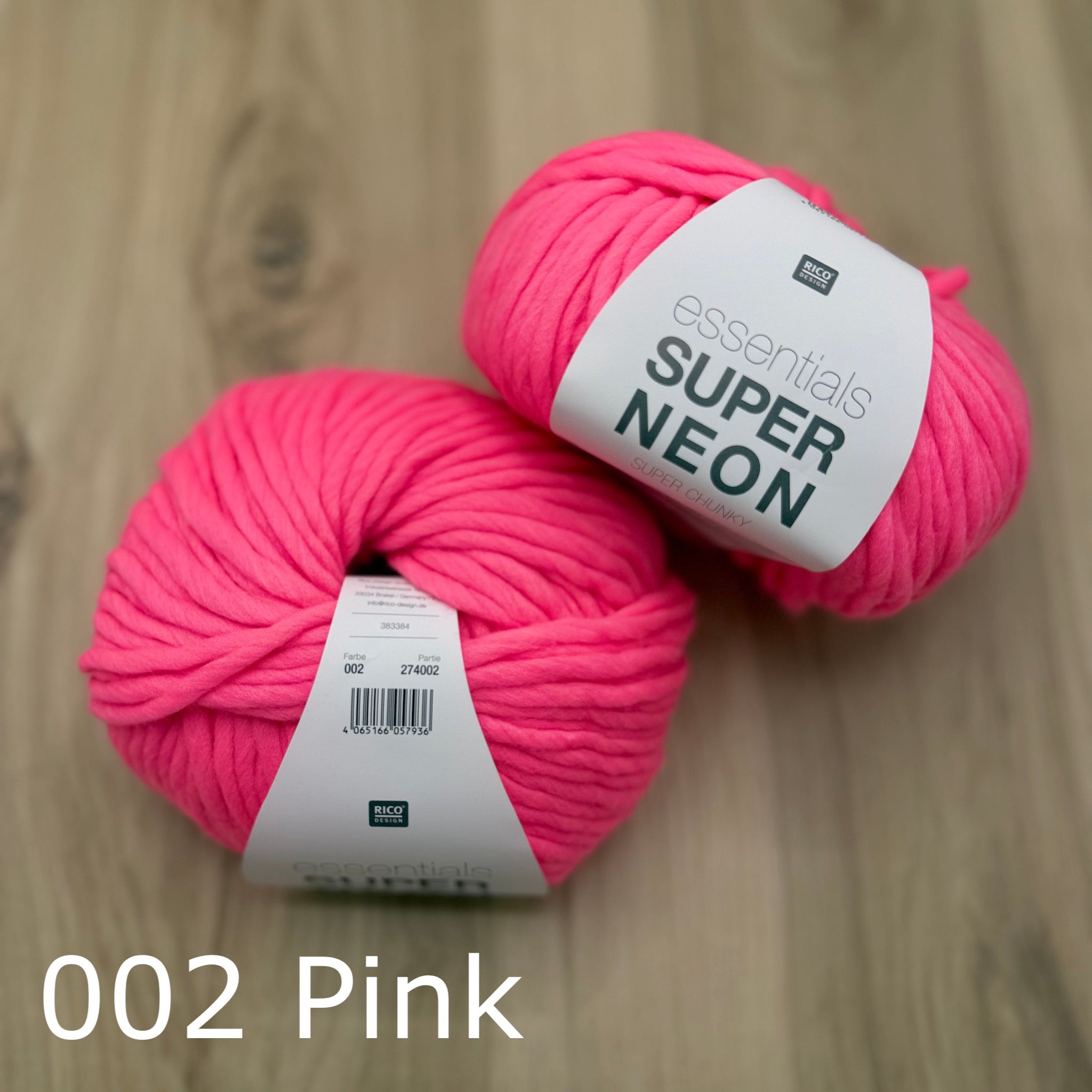 Essentials Super Neon Super Chunky