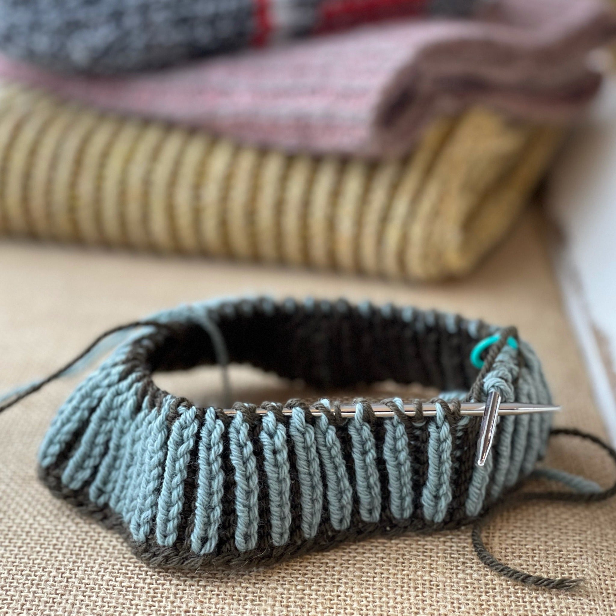 Learn to Make a Basic Brioche Cowl