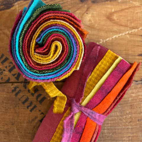 A 'Dozen' Textured Wool Bundle